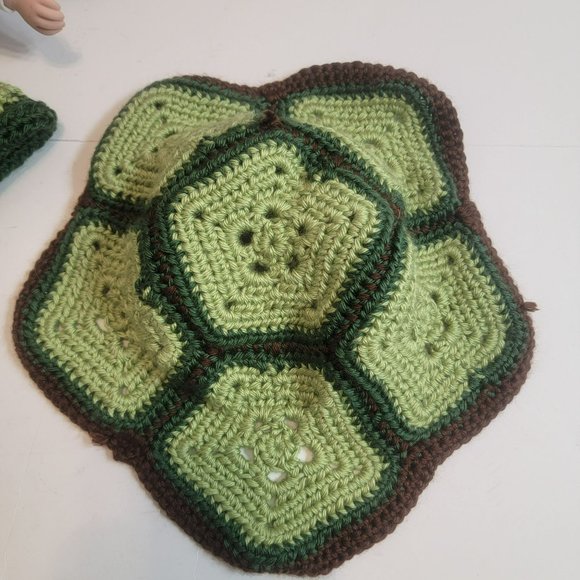 Crochett Turtle Costume, Newborn Baby,  Green w/Brown Trim, Hat & Cover - Picture 3 of 11